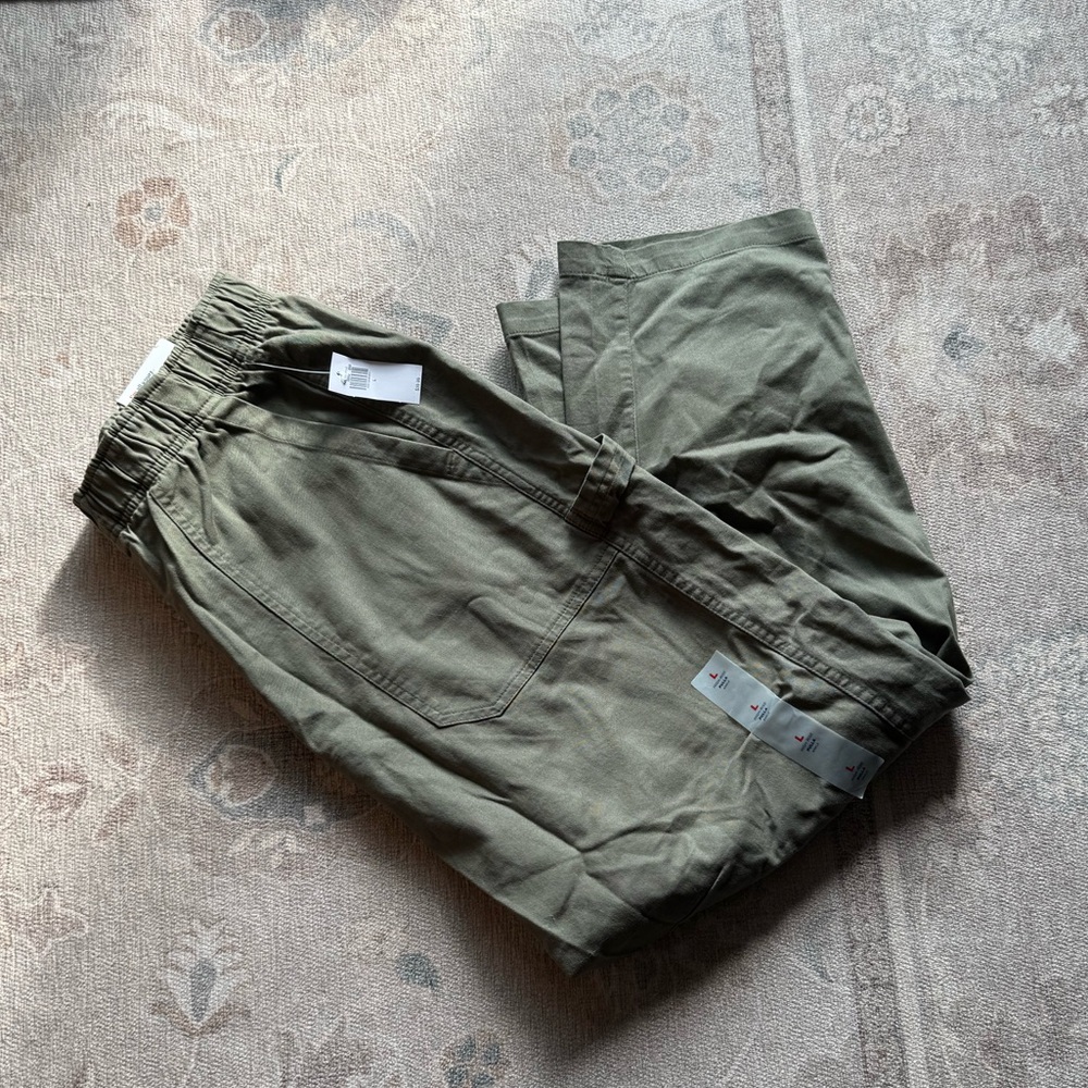 Women’s old navy green pants large